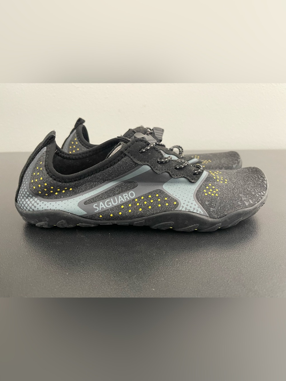 Women’s Saguaro Black & Gray Barefoot Shoes